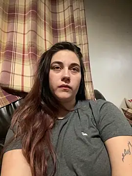 Snapshot of YourFrenchFeliciexo chatting on 11-25-25, 11:27 YourFrenchFeliciexo online show from 11-25-25, 11:27