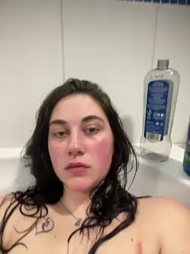 Snapshot of YourFrenchFeliciexo chatting on 02-15-26, 09:14 YourFrenchFeliciexo online show from 02-15-26, 09:14