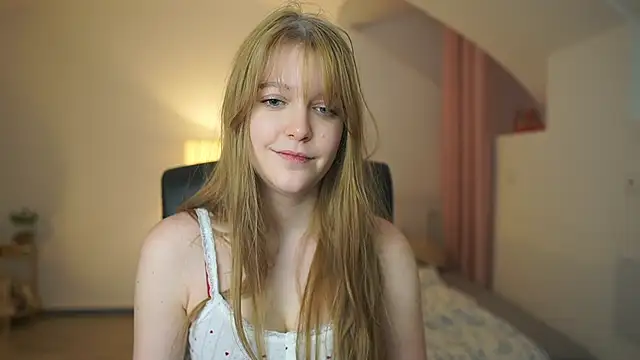 lisa mccoy  online show from 03-12-26, 02:10