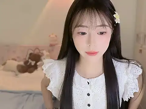 Onecutelittle online show from 10-23-25, 01:21