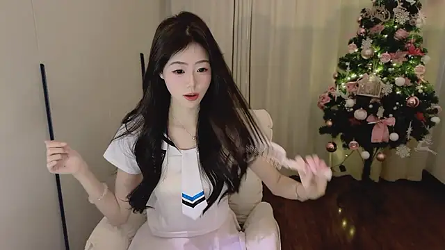 Onecutelittle online show from 01-12-26, 07:26