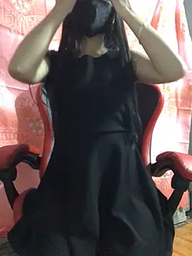 Kylie beem online show from 10-27-25, 01:45