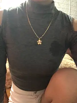 Kylie beem online show from 11-06-25, 03:21