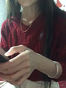 Kylie beem online show from 11-16-25, 12:37