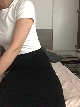 Kylie beem online show from 07-11-26, 08:36