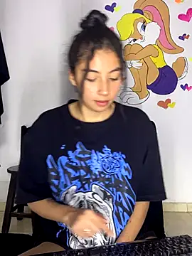ShareeBax  online show from 10-19-25, 03:31