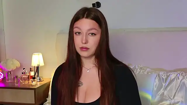  Tessa May  online show from 10-29-25, 09:14