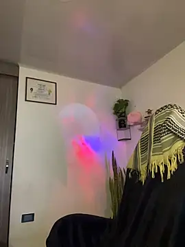 FreszX online show from 02-04-26, 04:02