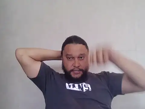 Snapshot of LoboCachorro chatting on 10-29-25, 01:54 LoboCachorro online show from 10-29-25, 01:54