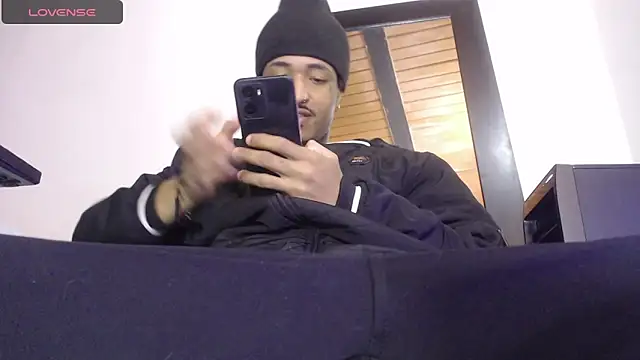 Anaconda larga online show from 05-15-26, 12:47