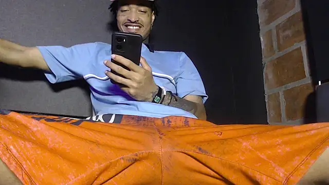 Snapshot of Anaconda_larga chatting on 02-27-26, 01:44 Anaconda larga online show from 02-27-26, 01:44