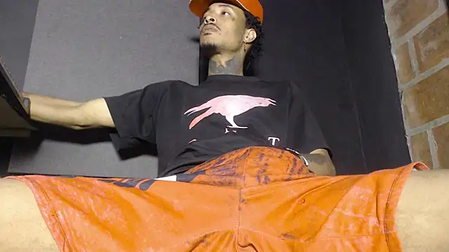 Snapshot of Anaconda_larga chatting on 03-02-26, 02:24 Anaconda larga online show from 03-02-26, 02:24