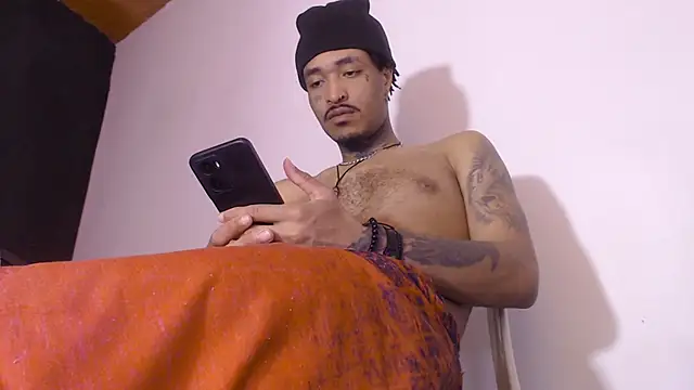 Anaconda larga online show from 04-18-26, 03:25