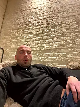 Rotteei1 online show from 01-14-26, 05:38