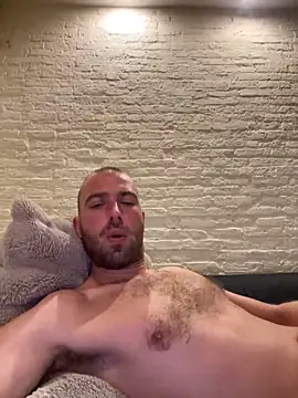 Rotteei1 online show from 11-02-25, 07:24