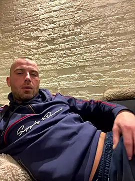 Rotteei1 online show from 01-11-26, 10:27