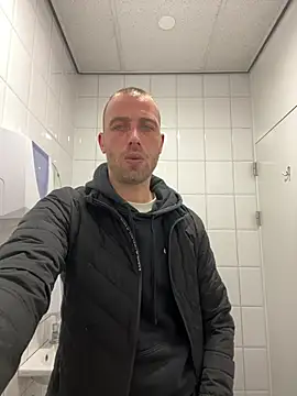 Rotteei1 online show from 03-27-26, 01:45