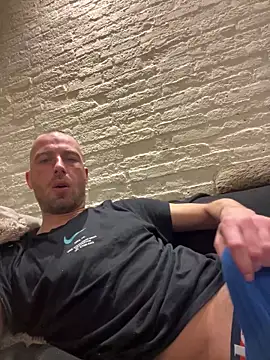 Rotteei1 online show from 03-03-26, 06:20