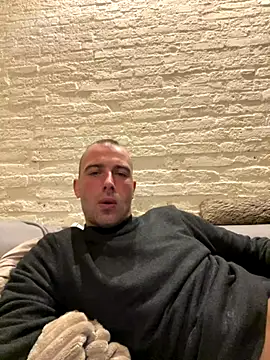 Rotteei1 online show from 10-19-25, 06:05