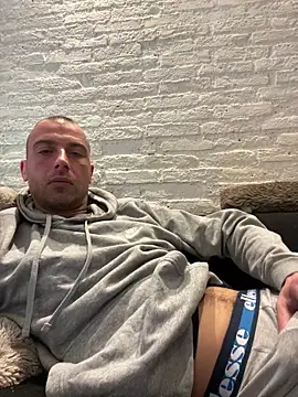 Rotteei1 online show from 03-09-26, 09:46