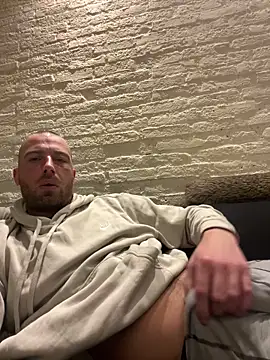 Rotteei1 online show from 02-15-26, 09:08