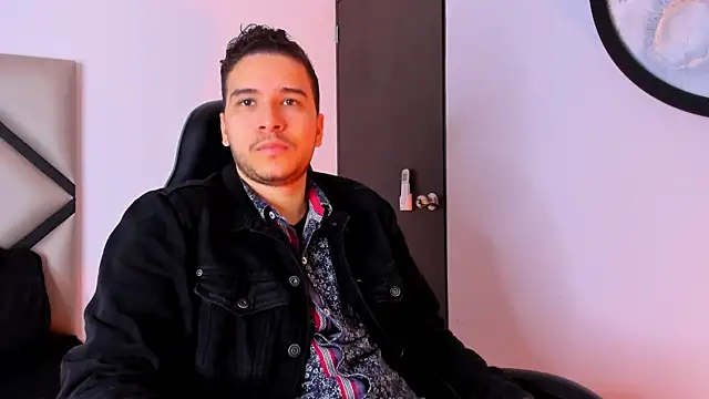 mike 257 online show from 10-22-25, 12:04