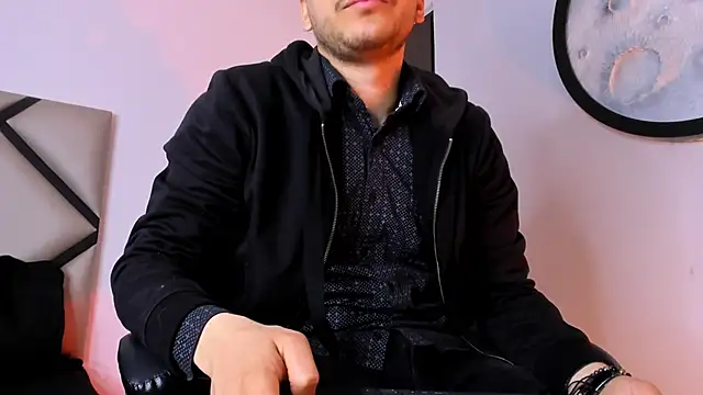 mike 257 online show from 10-21-25, 12:26