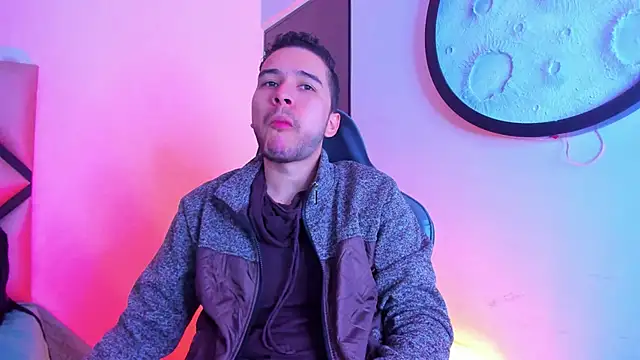 mike 257 online show from 02-10-26, 11:42