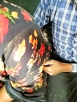 Snapshot of Hot_cauple_indian chatting on 02-13-26, 08:58 Hot cauple indian online show from 02-13-26, 08:58