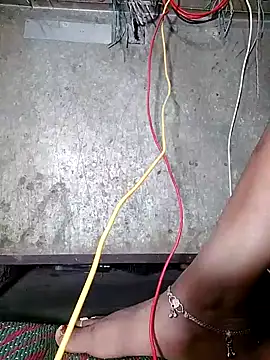 Hot cauple indian online show from 03-12-26, 06:06