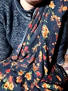 Snapshot of Hot_cauple_indian chatting on 02-08-26, 02:42 Hot cauple indian online show from 02-08-26, 02:42