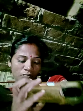 Snapshot of Hot_cauple_indian chatting on 10-24-25, 04:39 Hot cauple indian online show from 10-24-25, 04:39