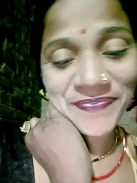 Snapshot of Hot_cauple_indian chatting on 11-14-25, 01:15 Hot cauple indian online show from 11-14-25, 01:15