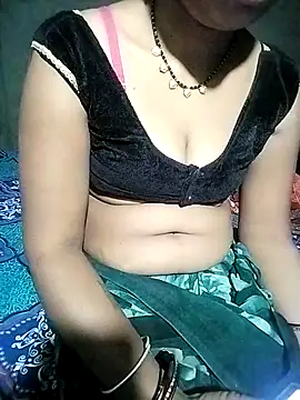 Hot cauple indian online show from 05-03-26, 01:44