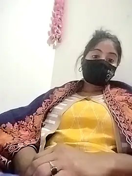 Hot Angle online show from 12-21-25, 01:02