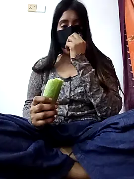 Hot Angle online show from 04-05-26, 12:56