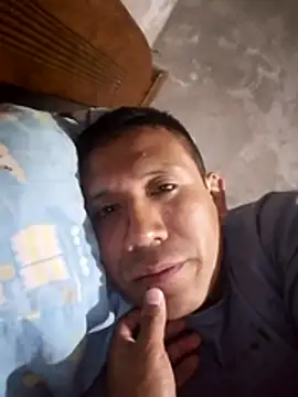 Snapshot of Juan199134 chatting on 03-02-26, 04:02 Juan199134 online show from 03-02-26, 04:02