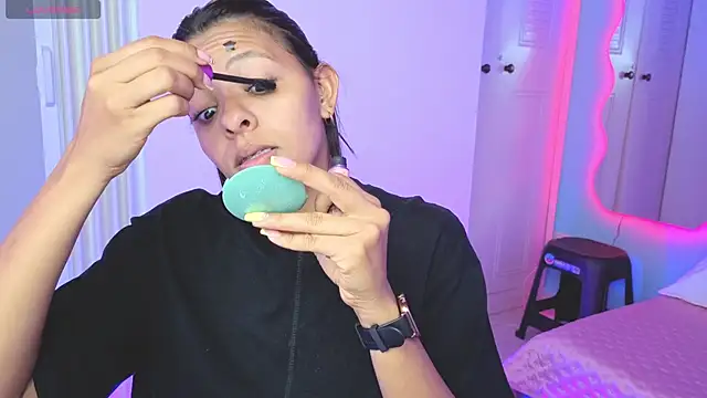 Aria Russo online show from 03-28-26, 02:51