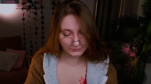 Snapshot of fairy_tara chatting on 02-10-26, 02:49 fairy tara online show from 02-10-26, 02:49