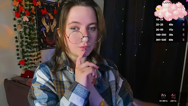 Snapshot of fairy_tara chatting on 02-06-26, 09:33 fairy tara online show from 02-06-26, 09:33