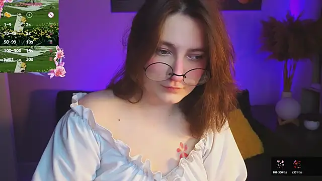 Snapshot of fairy_tara chatting on 06-26-26, 10:15 fairy tara online show from 06-26-26, 10:15