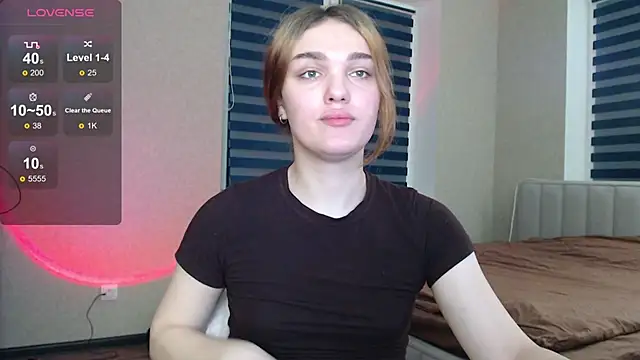 EmiliaRhodes online show from 11-09-25, 08:13