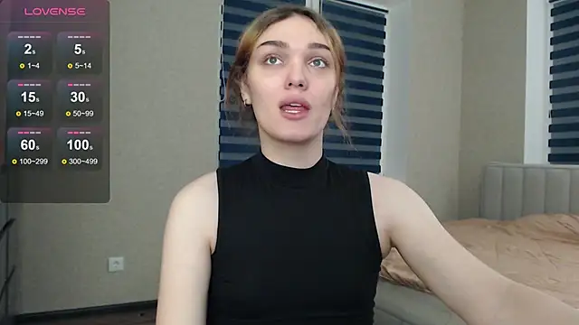 EmiliaRhodes online show from 11-29-25, 09:04