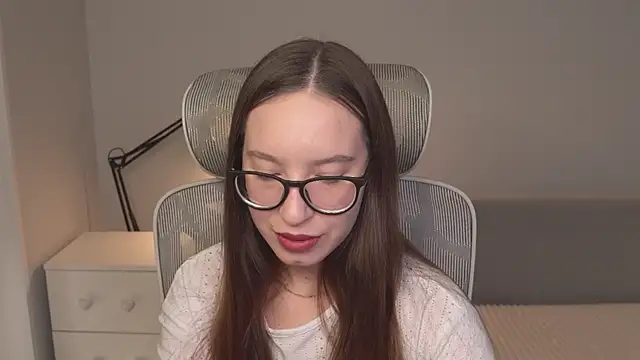 WhyEmmyCry online show from 05-15-26, 05:27