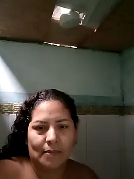 chikis12  online show from 11-23-25, 05:56