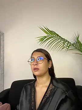 Snapshot of Sammy_Sweet01 chatting on 06-15-26, 12:05 Sammy Sweet01 online show from 06-15-26, 12:05