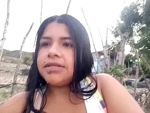 Snapshot of kata_rosales chatting on 10-21-25, 10:09 kata rosales online show from 10-21-25, 10:09