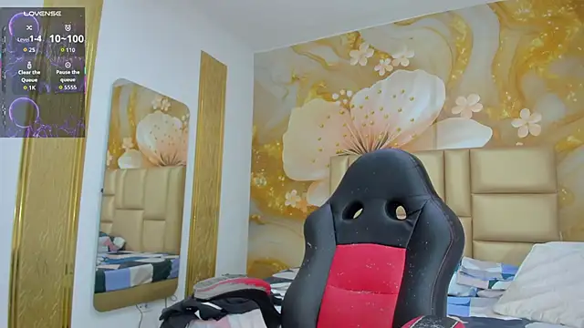 NahomiWalker  online show from 02-26-26, 08:42