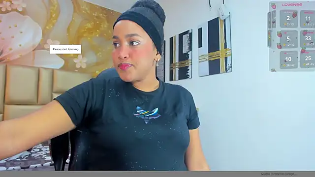 NahomiWalker  online show from 04-08-26, 07:26