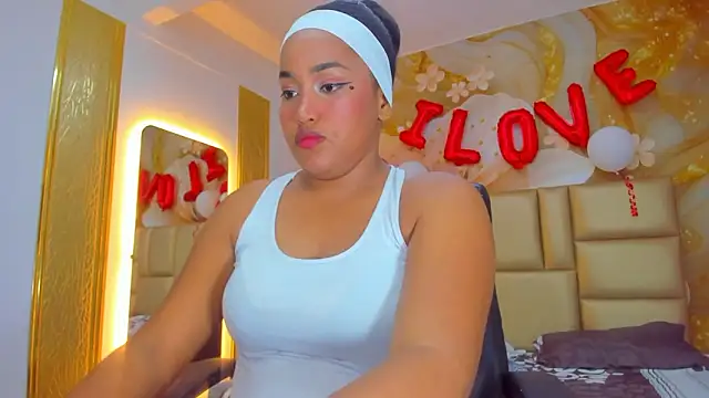 NahomiWalker  online show from 02-17-26, 07:33